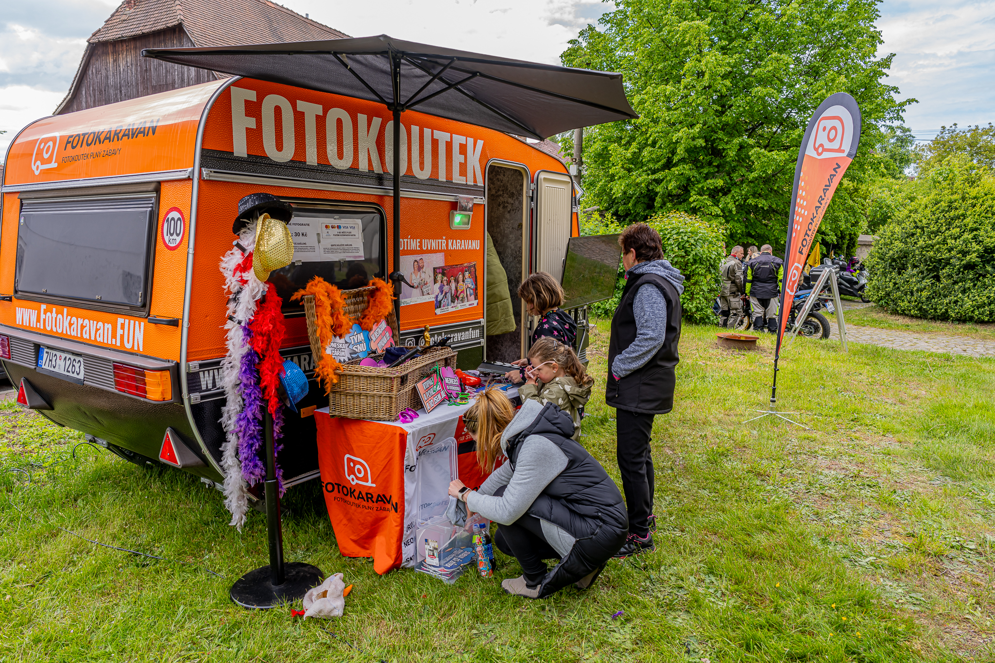 Jak správně nasvítit fotokoutek, aby fotky vypadaly skvěle?