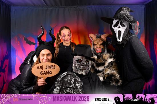 Fotografie z alba maskwalk-pardubice-2025