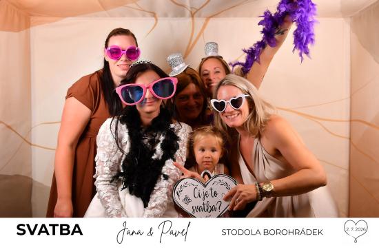 Fotografie z alba svatba-jana-a-pavel,-stodola-borohradek