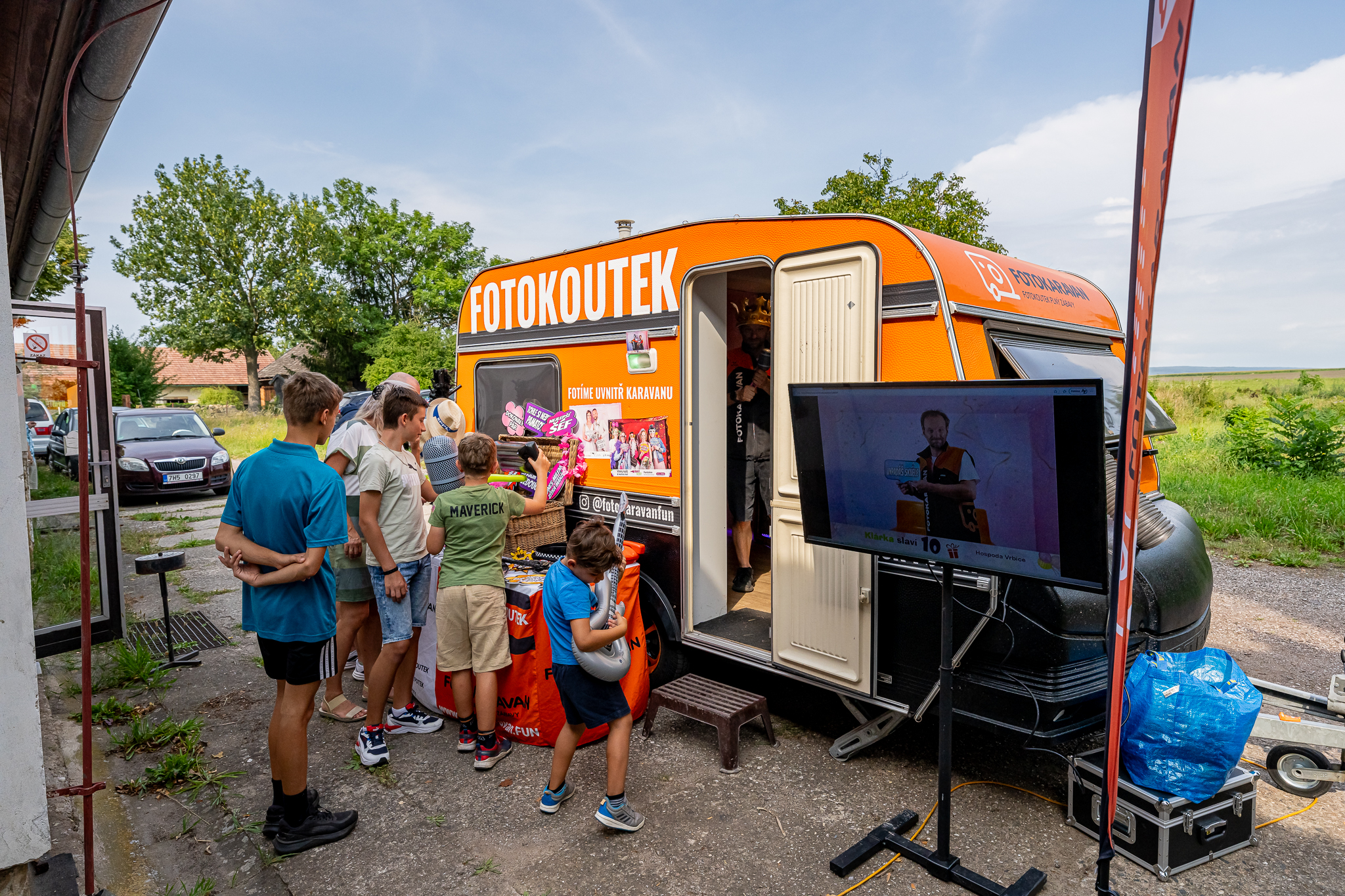 Narozeninová párty s fotokoutkem: zábava pro děti i dospělé